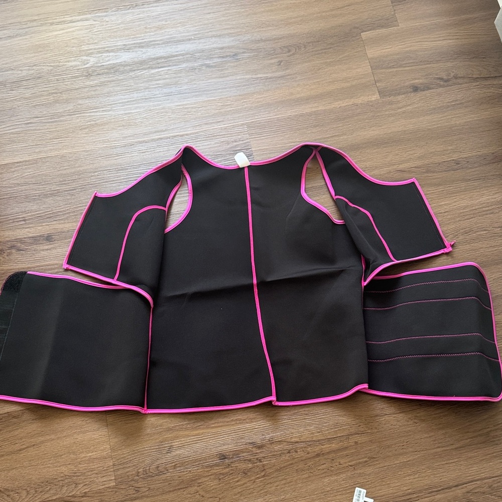 NWT Women’s Black and Pink Sweat Vest with Waist Trainer - Picture 2 of 6